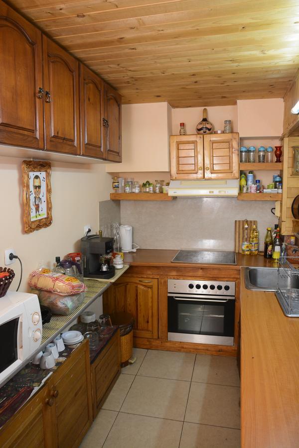 Guest House Raiski Kаt Mezek Екстериор снимка