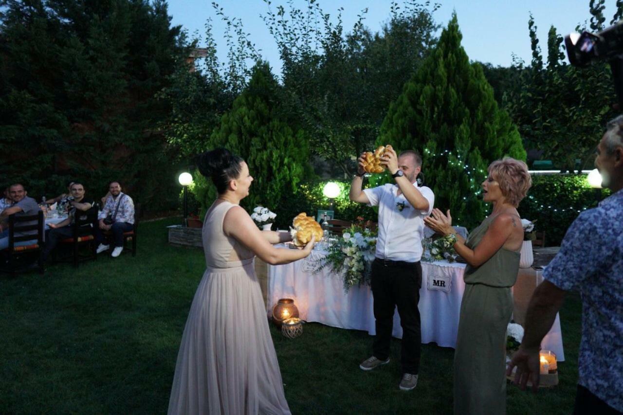 Guest House Raiski Kаt Mezek Екстериор снимка